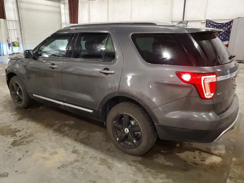 2017 FORD EXPLORER XLT  