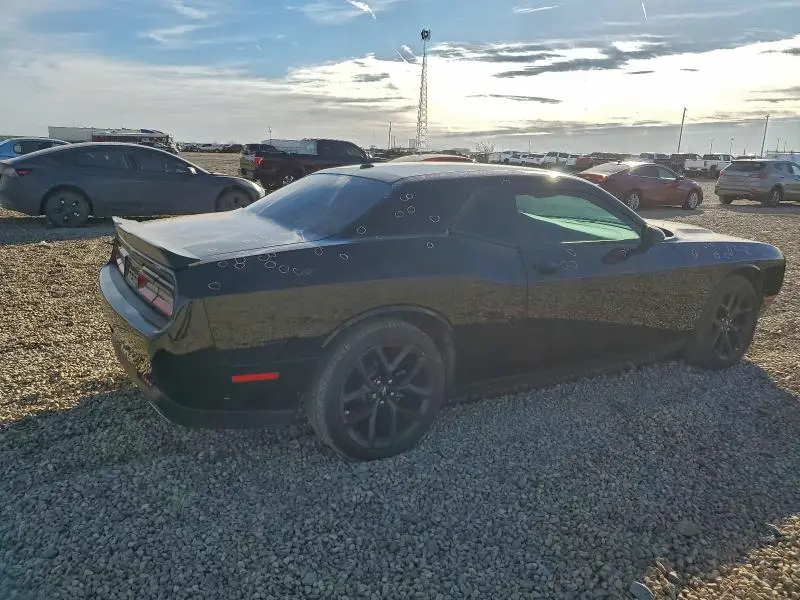 2021 DODGE CHALLENGER SXT  