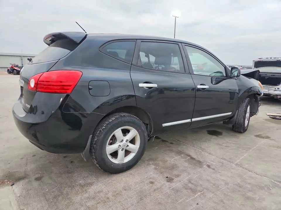 2012 NISSAN ROGUE S  