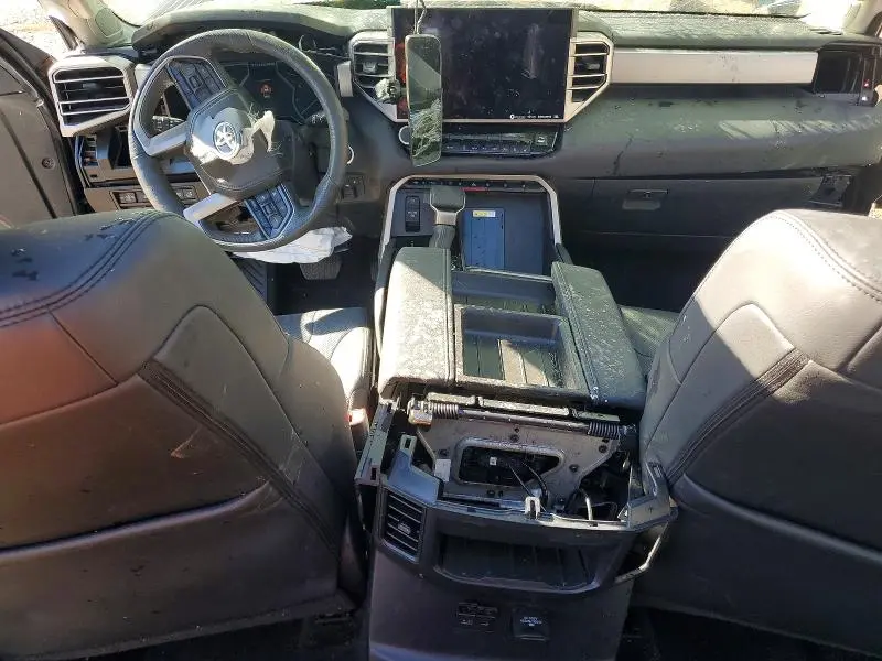 2023 TOYOTA TUNDRA CREWMAX LIMITED  