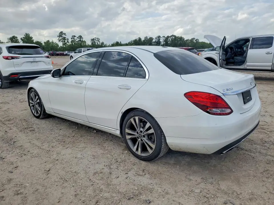 2017 MERCEDES-BENZ C 300  