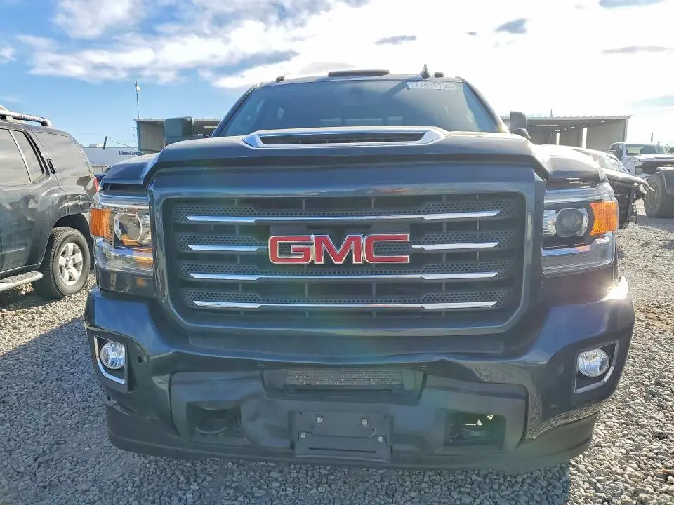 2019 GMC SIERRA K2500 SLT  
