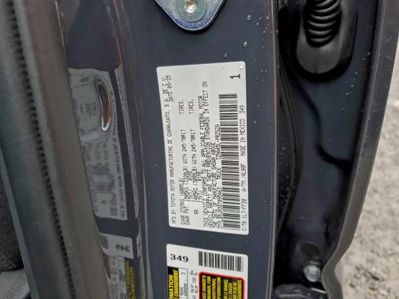 2025 TOYOTA TACOMA SR5  