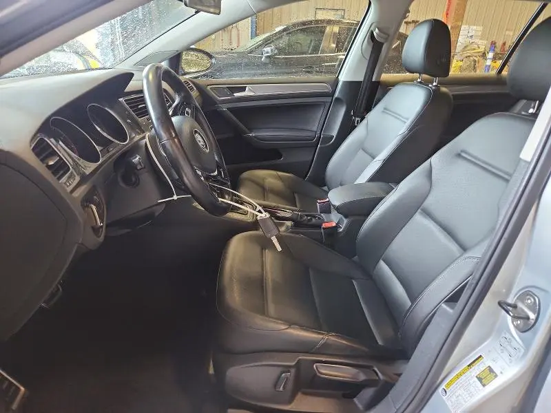 2017 VOLKSWAGEN GOLF   