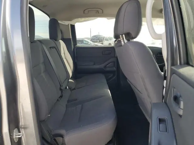2022 NISSAN FRONTIER S  