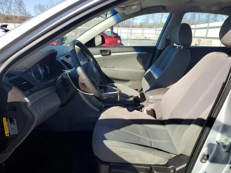 2010 HYUNDAI SONATA GLS  