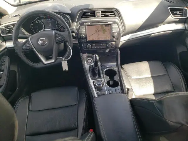 2022 NISSAN MAXIMA SV  