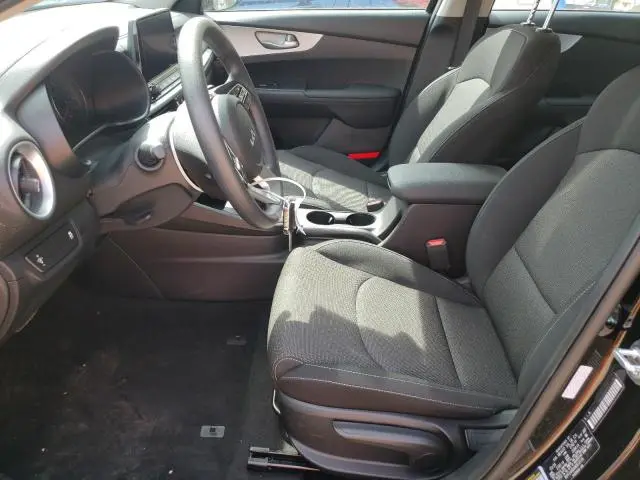 2024 KIA FORTE LX  