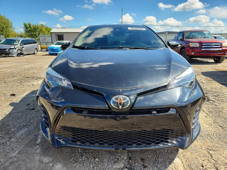 2019 TOYOTA COROLLA SE  