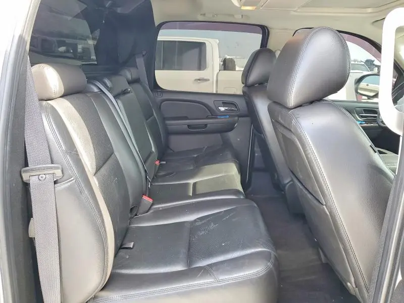 2011 CHEVROLET AVALANCHE LTZ  