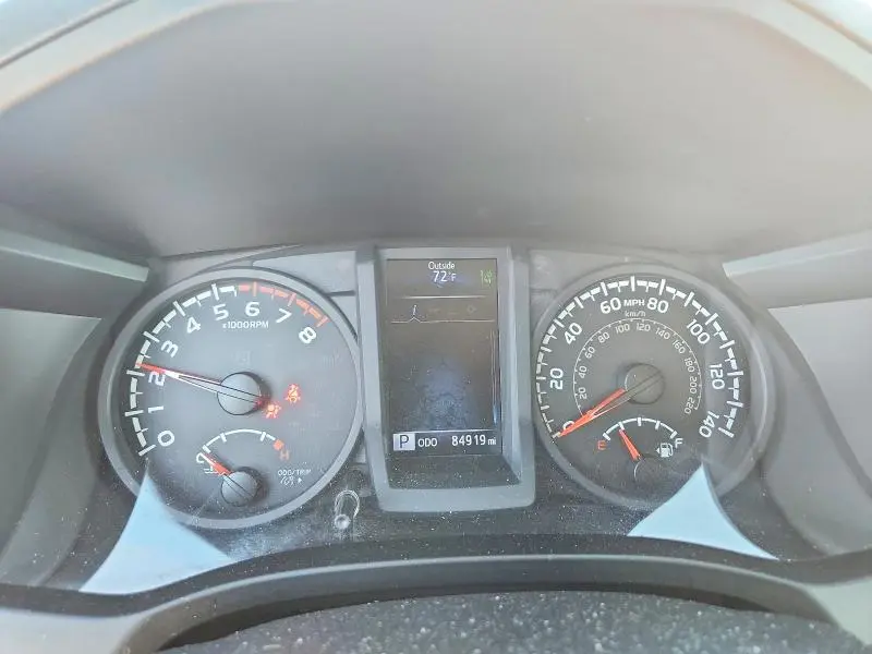 2019 TOYOTA TACOMA SR  