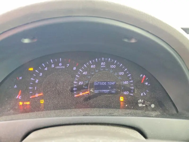 2010 TOYOTA CAMRY SE  