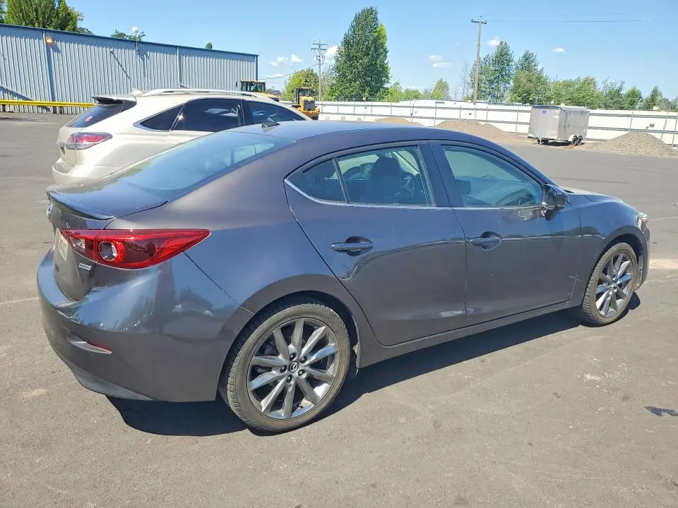 2018 MAZDA 3 GRAND TOURING  
