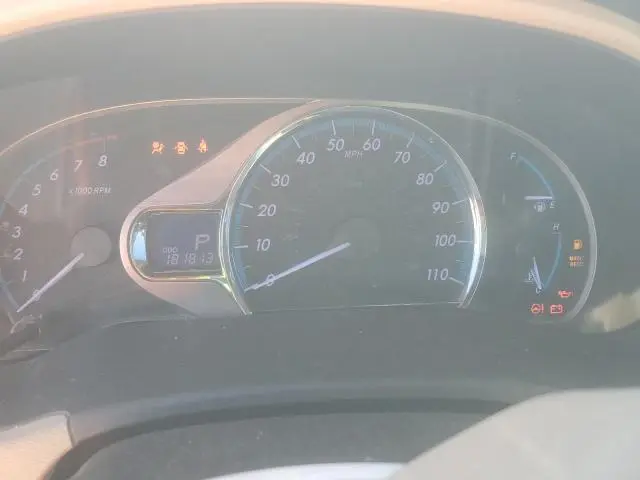 2012 TOYOTA SIENNA XLE