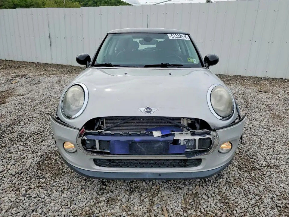 2017 MINI COOPER   