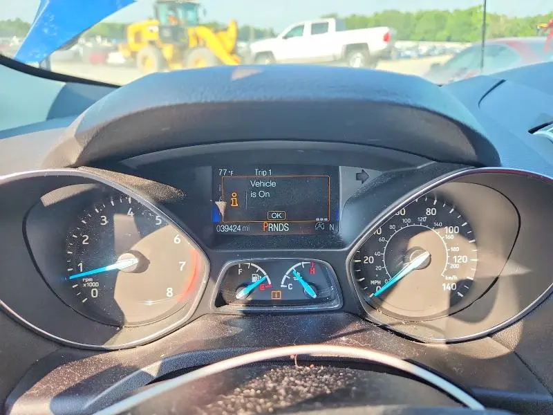 2019 FORD ESCAPE SE  