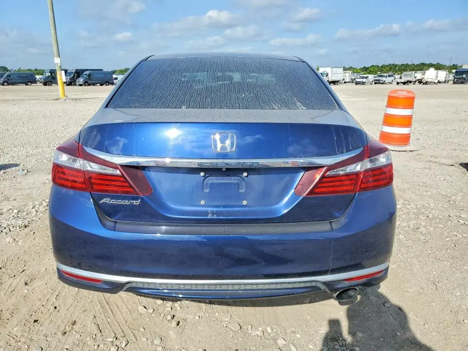 2017 HONDA ACCORD LX  