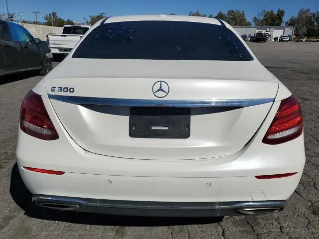 2017 MERCEDES-BENZ E 300  