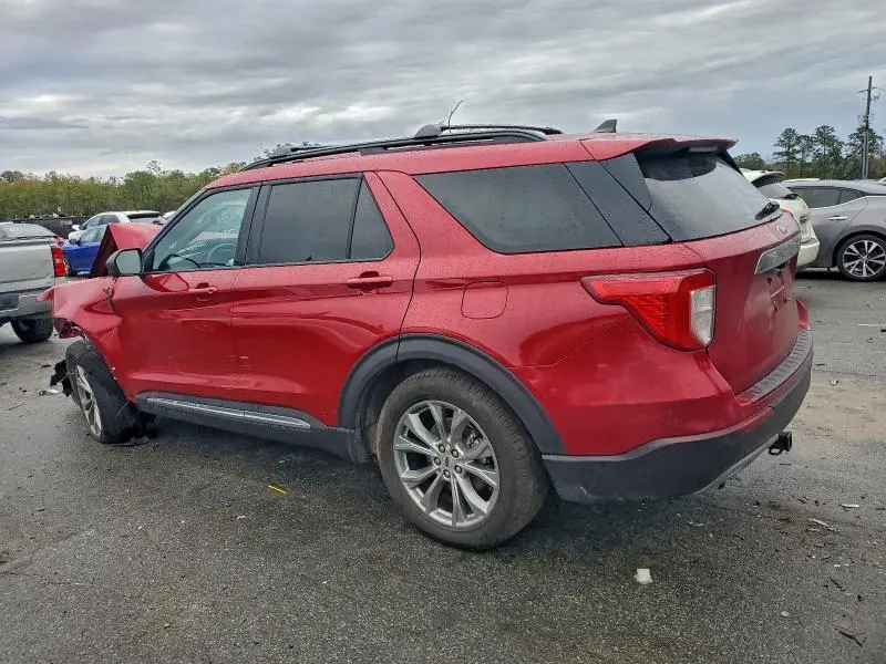 2022 FORD EXPLORER XLT  