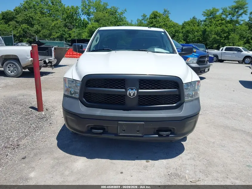 2017 RAM 1500 TRADESMAN  4X4 8' BOX