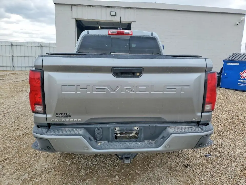 2024 CHEVROLET COLORADO LT  