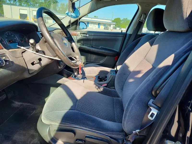 2011 CHEVROLET IMPALA LT  