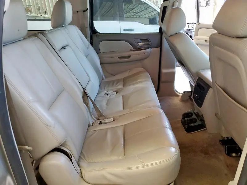 2013 CHEVROLET SUBURBAN C1500 LT  