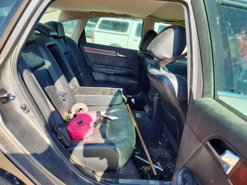 2010 INFINITI M35 BASE  
