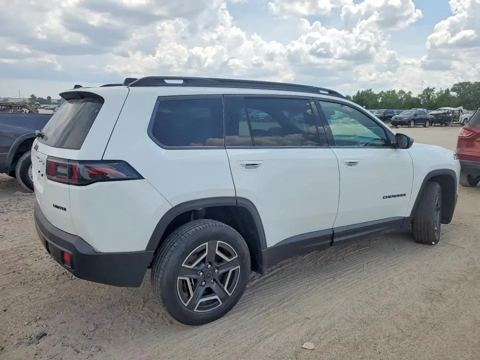 2026 JEEP CHEROKEE LAREDO  