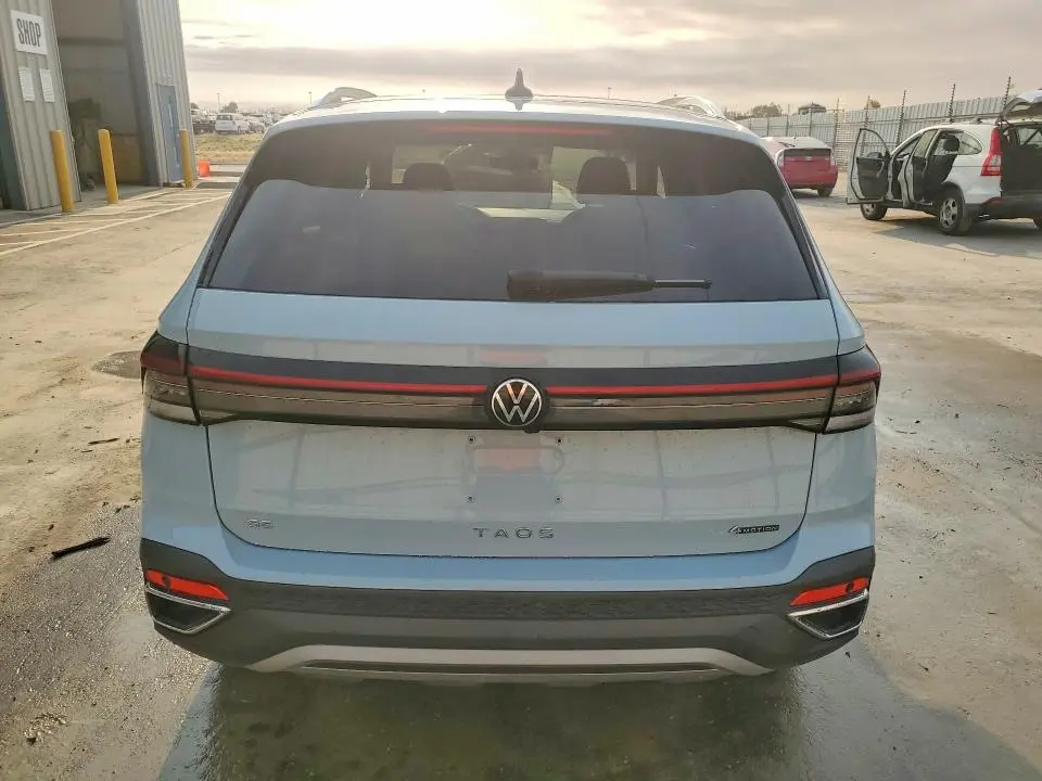 2025 VOLKSWAGEN TAOS SE  