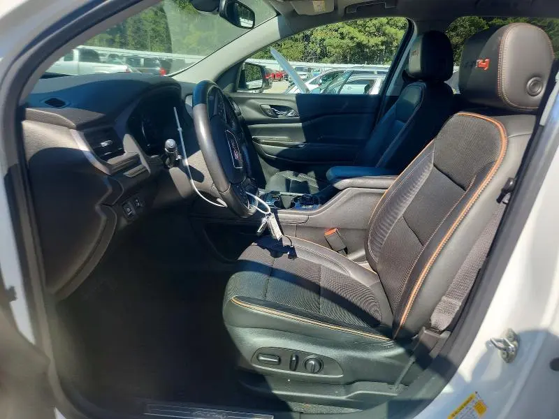 2020 GMC ACADIA AT4  
