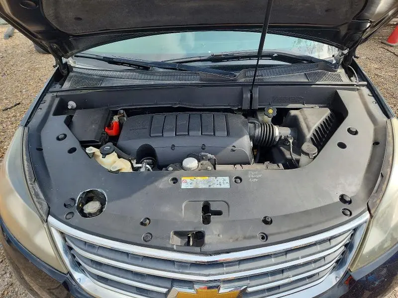 2015 CHEVROLET TRAVERSE LT  