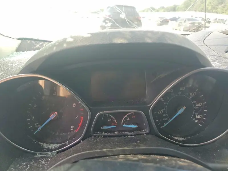 2016 FORD ESCAPE SE  