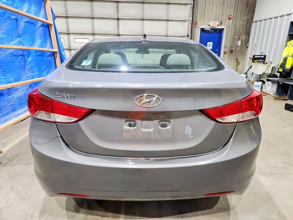 2011 HYUNDAI ELANTRA GLS  