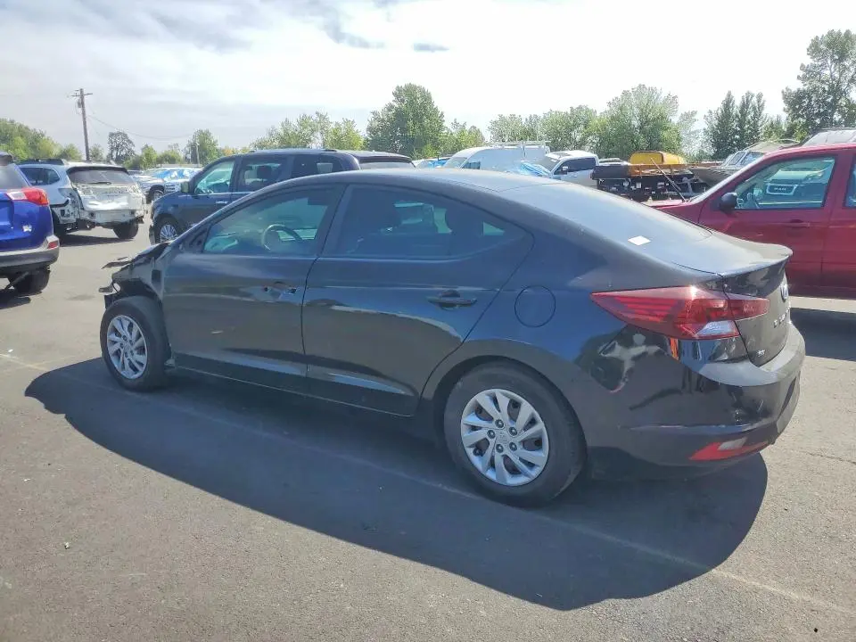2019 HYUNDAI ELANTRA SE  