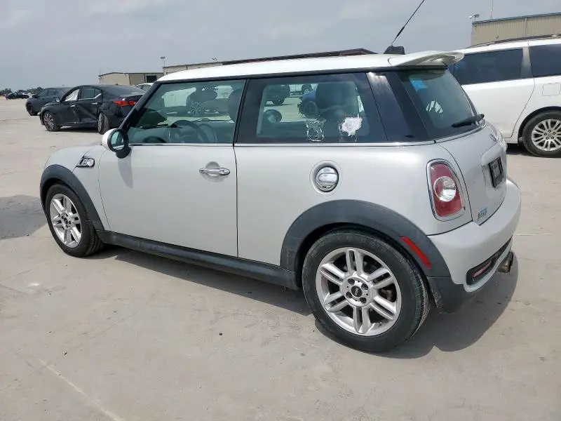 2012 MINI COOPER S