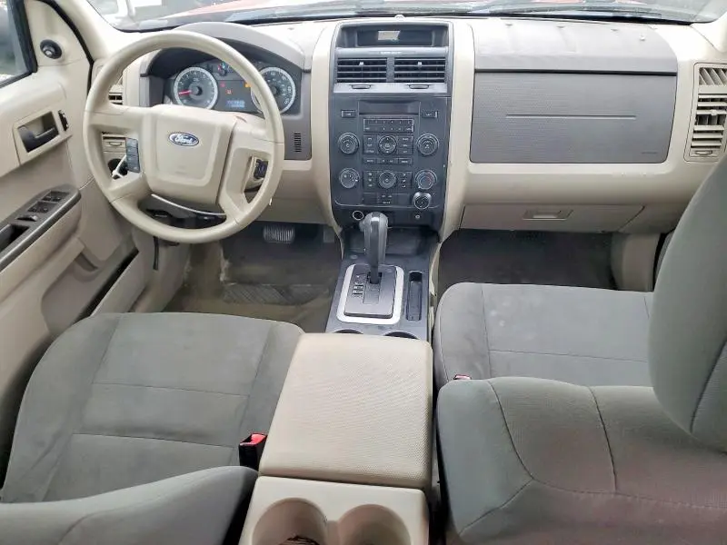 2010 FORD ESCAPE XLS  