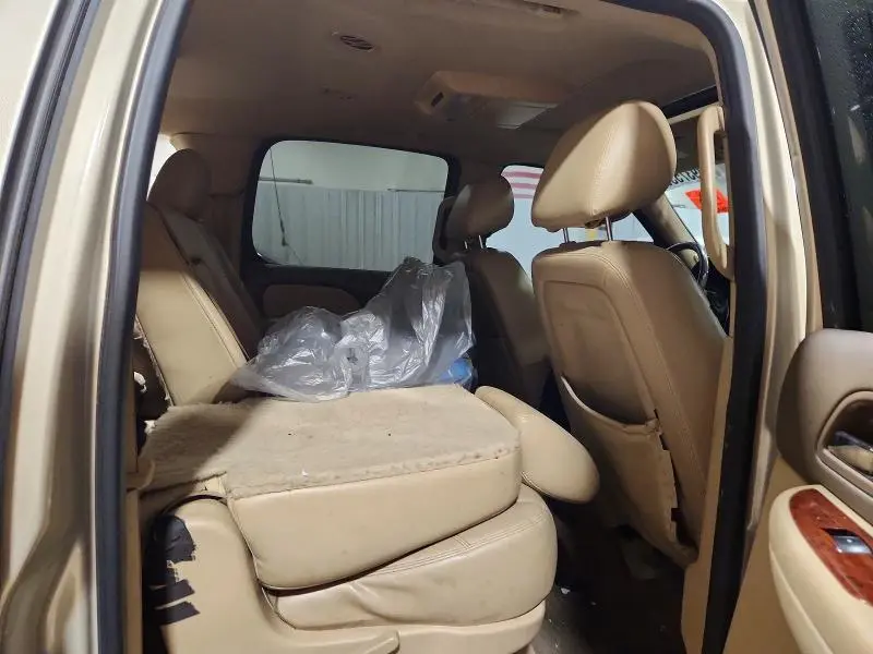 2012 CHEVROLET SUBURBAN K1500 LT  