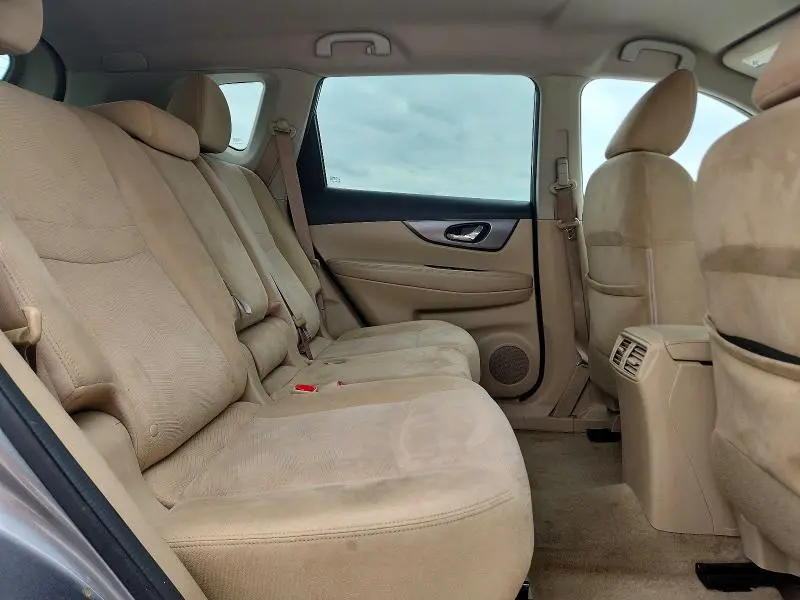 2015 NISSAN ROGUE SV  