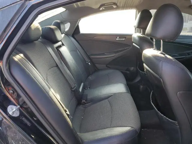 2012 HYUNDAI SONATA SE  