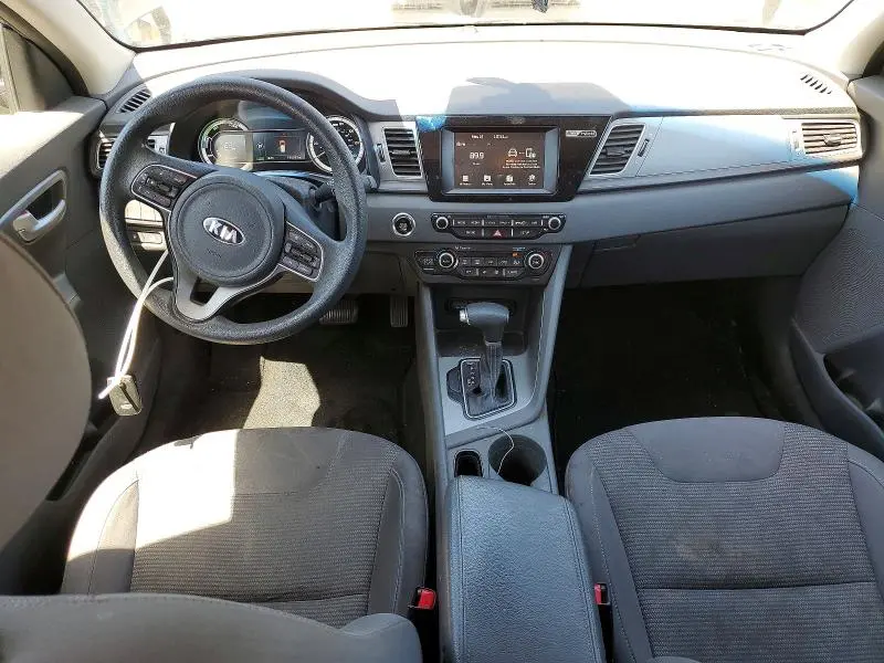 2017 KIA NIRO LX  