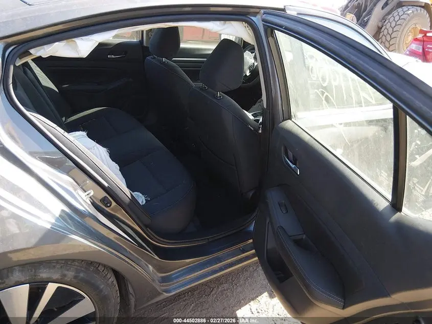 2022 NISSAN ALTIMA SV FWD