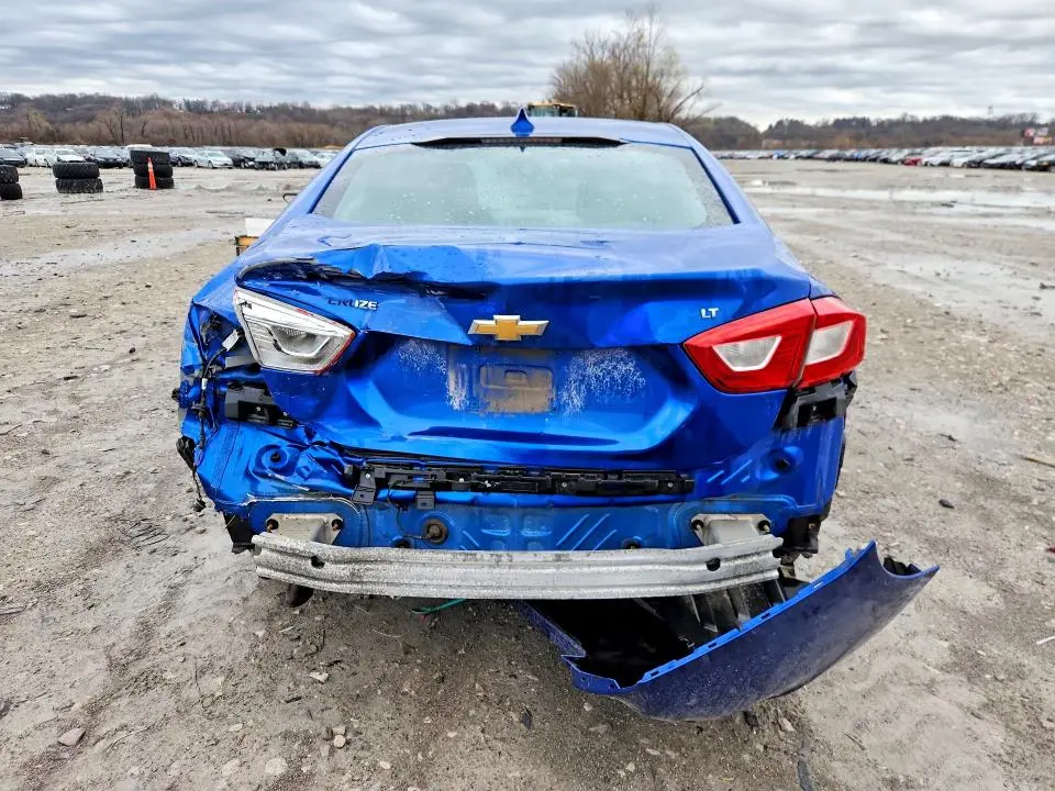 2016 CHEVROLET CRUZE LT  