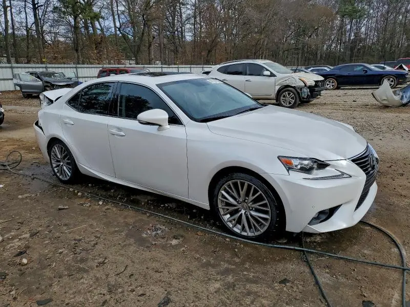 2016 LEXUS IS 200T  