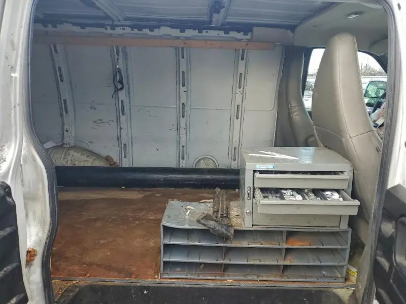 2017 GMC SAVANA G2500  