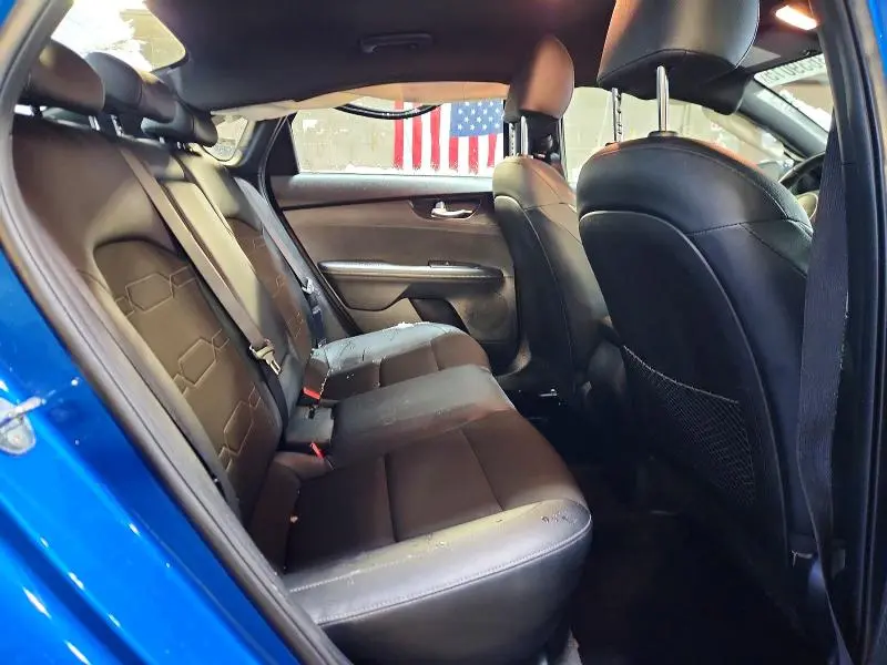 2023 KIA FORTE GT LINE  