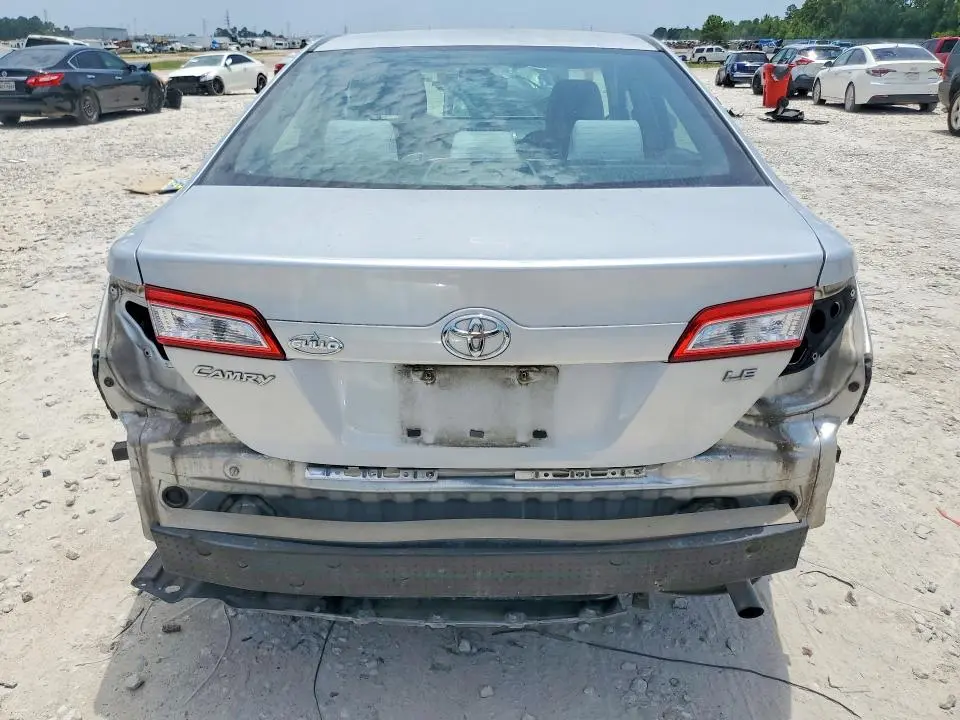 2013 TOYOTA CAMRY LE  