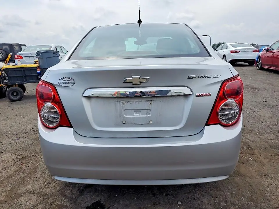 2013 CHEVROLET SONIC LT  