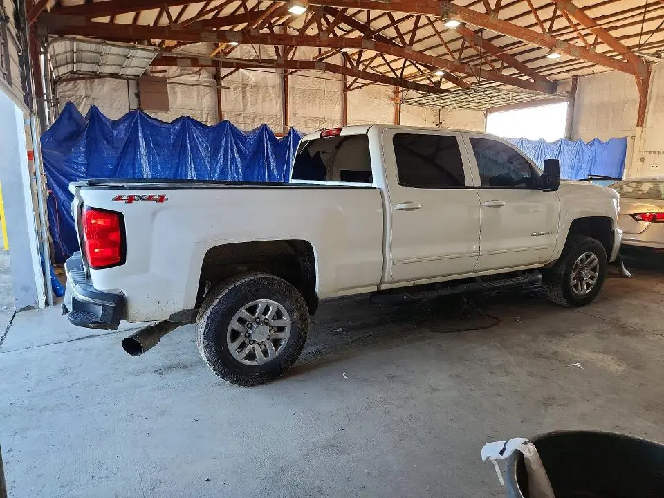 2015 CHEVROLET SILVERADO K2500 HEAVY DUTY LT  