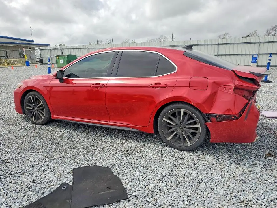 2019 TOYOTA CAMRY XSE  
